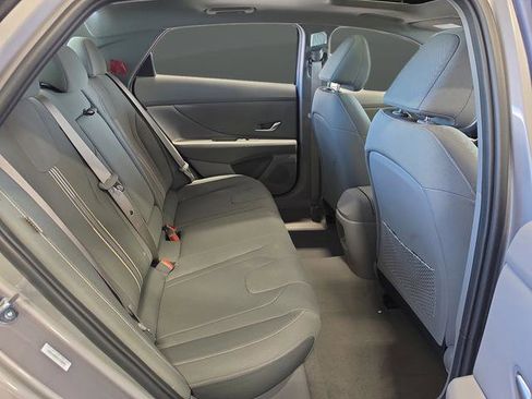 New 2026 Hyundai Elantra SEL Sport Premium FWD image 32