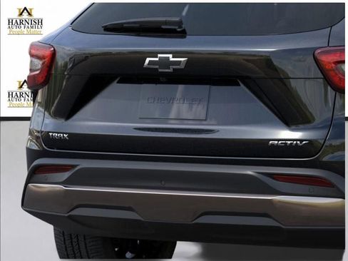 New 2026 Chevrolet Trax ACTIV FWD image 16