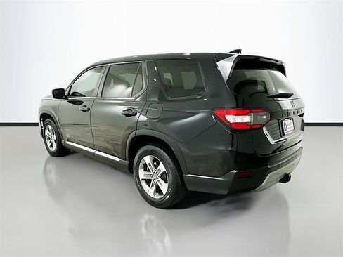 Used 2023 Honda Pilot EX-L image 5