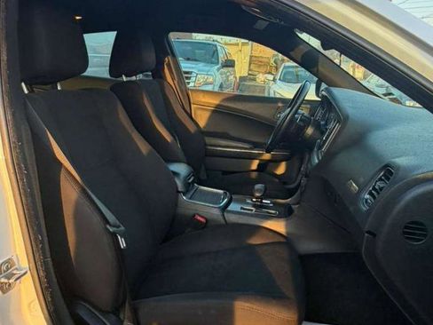 Used 2014 Dodge Charger SXT image 23