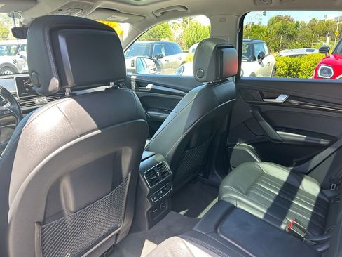 Used 2019 Audi Q5 2.0T Premium Plus w/ Premium Plus Package AWD/4WD image 31