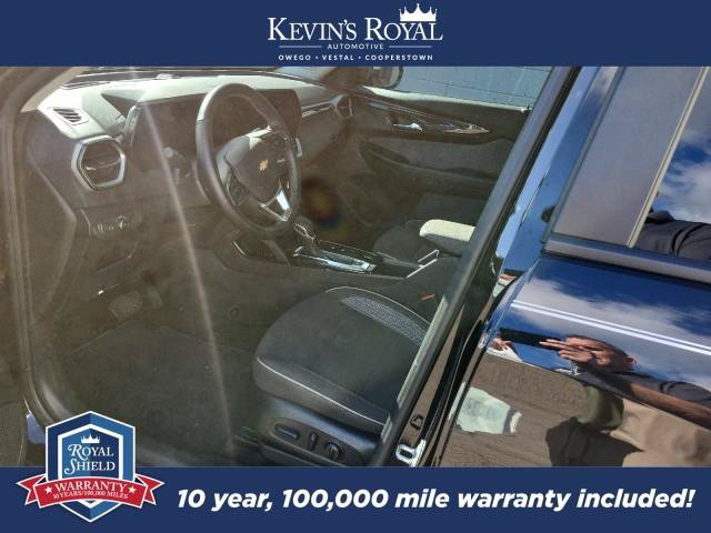 Used 2024 Chevrolet TrailBlazer LT w/ Convenience Package AWD/4WD image 10
