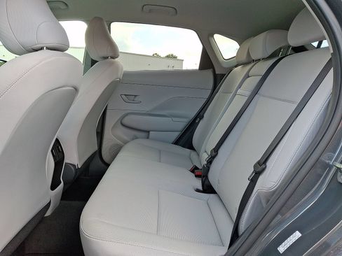 Used 2024 Hyundai Kona SEL AWD/4WD image 17