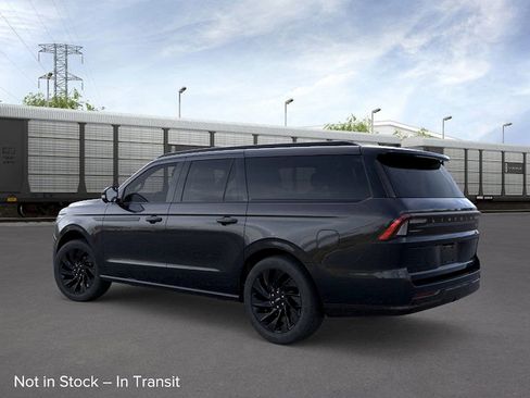 New 2025 Lincoln Navigator L Reserve w/ Jet Appearance Package image 4