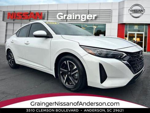 Used 2024 Nissan Sentra SV image 1