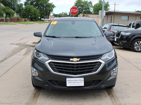 Used 2018 Chevrolet Equinox LT AWD/4WD image 3