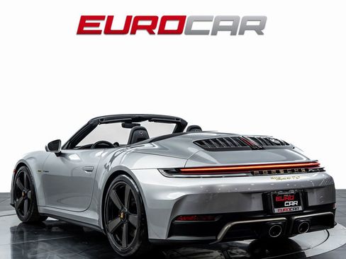 Used 2026 Porsche 911 Carrera 4 GTS AWD/4WD image 4