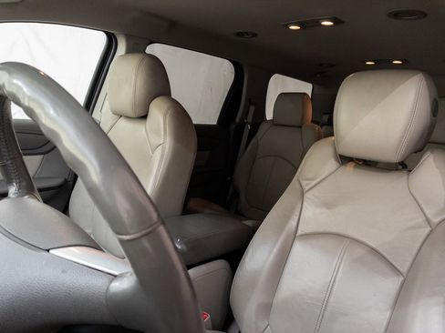 Used 2014 GMC Acadia SLT image 12