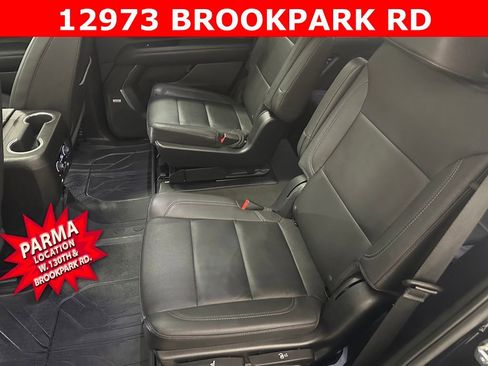 Used 2023 Chevrolet Tahoe LT w/ Luxury Package image 19