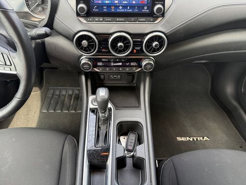 Used 2025 Nissan Sentra SV w/ All-Weather Package FWD image 11
