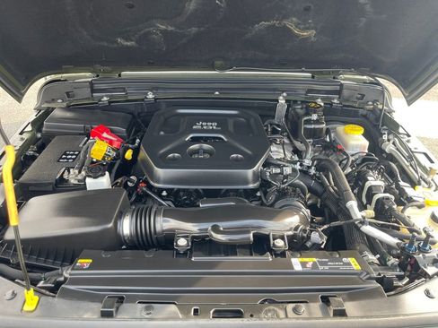 Used 2022 Jeep Wrangler Unlimited Sport image 18