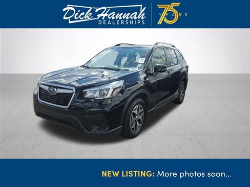 Used 2020 Subaru Forester Premium image 1