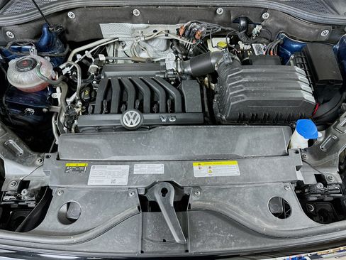 Used 2023 Volkswagen Atlas SEL Premium AWD/4WD image 32