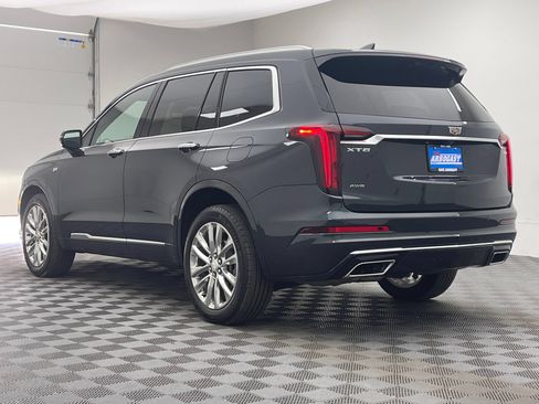 Used 2023 Cadillac XT6 Premium Luxury w/ Technology Package AWD/4WD image 14