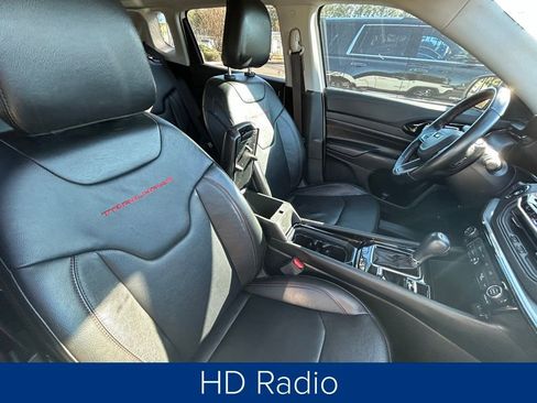 Used 2022 Jeep Compass Trailhawk w/ Trailhawk Elite Group image 27