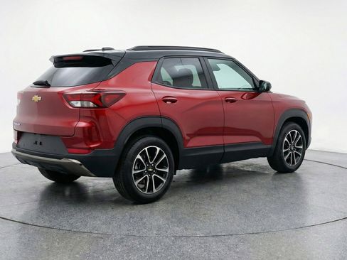 Used 2025 Chevrolet TrailBlazer LT image 9