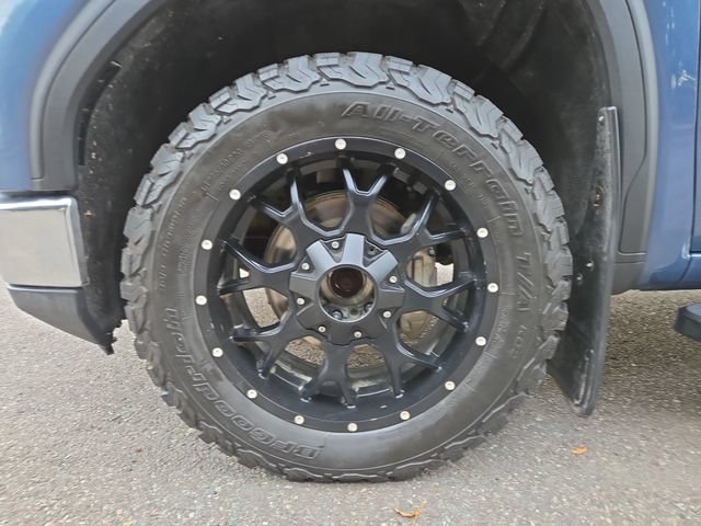 Used 2024 GMC Sierra 1500 SLE w/ X31 Off-Road Package AWD/4WD image 7