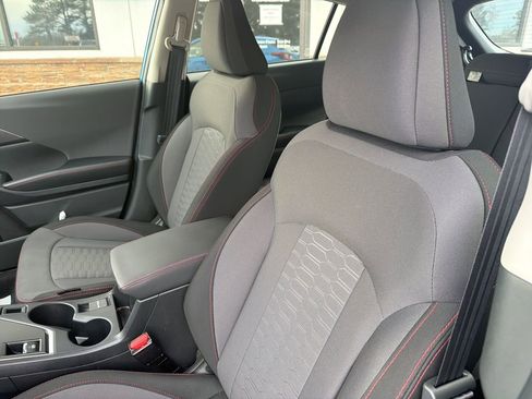 Used 2024 Subaru Impreza 2.0i Sport image 3