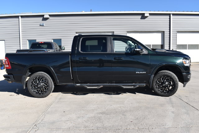 Used 2019 RAM 1500 Laramie w/ Sport Appearance Package AWD/4WD image 4