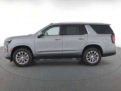 Used 2025 Chevrolet Tahoe LT RWD image 4