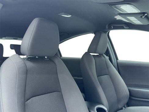 Used 2022 Honda HR-V Sport image 41