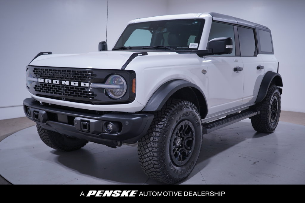 Used 2023 Ford Bronco Wildtrak AWD/4WD image 1