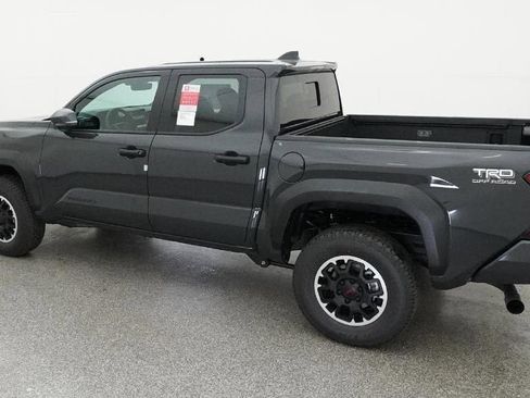 Used 2026 Toyota Tacoma TRD Off-Road image 11
