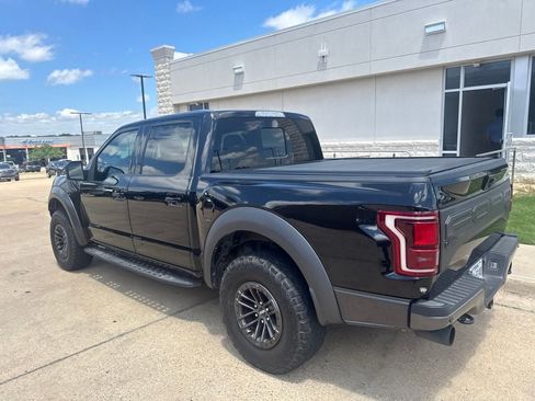 Used 2020 Ford F150 Raptor w/ Equipment Group 802A Luxury AWD/4WD image 6