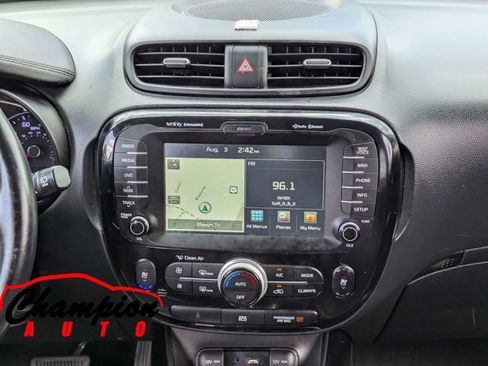 Used 2016 Kia Soul ! w/ Premium Package FWD image 21