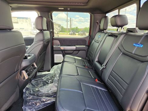 New 2025 Ford F250 Platinum AWD/4WD image 9