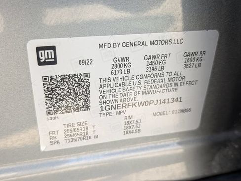 Used 2023 Chevrolet Traverse LS FWD image 27
