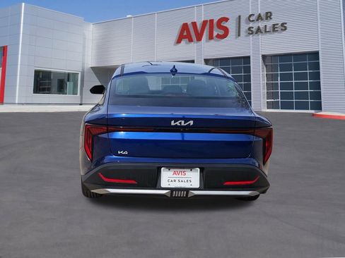 Used 2025 Kia K4 LXS image 5