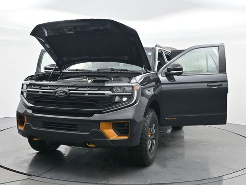 New 2026 Ford Expedition Tremor image 39