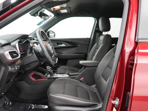 Used 2023 Chevrolet TrailBlazer RS FWD image 22