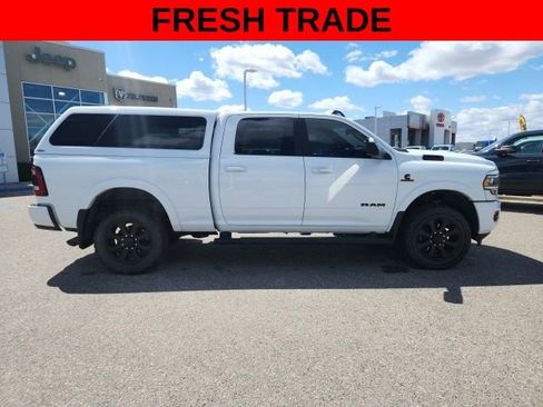 Used 2021 RAM 2500 Laramie w/ Night Edition AWD/4WD image 8