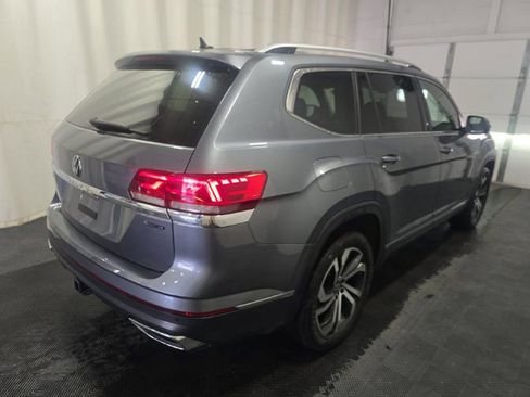 Used 2023 Volkswagen Atlas SEL AWD/4WD image 4