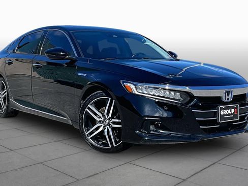 Used 2021 Honda Accord Touring image 3