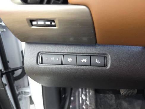 Used 2025 Nissan Pathfinder Platinum w/ Cargo Package FWD image 38