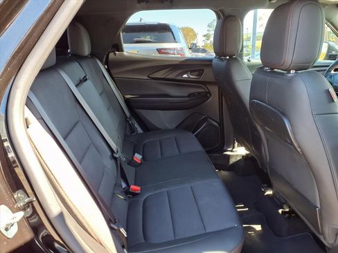 Used 2023 Chevrolet TrailBlazer RS image 23