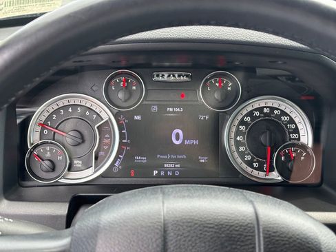 Used 2017 RAM 1500 Lone Star RWD image 18