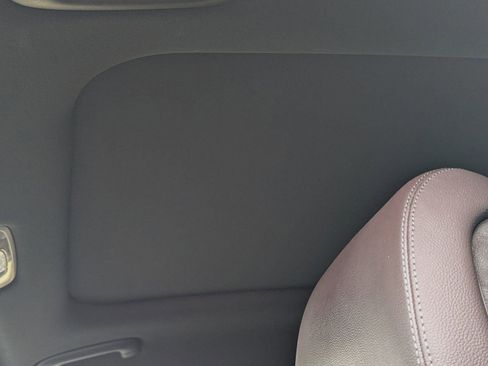 Used 2022 Genesis GV70 2.5T w/ Advanced Package image 23