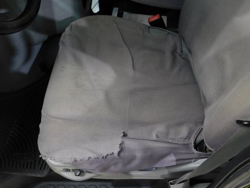 Used 2014 Ford E-250 and Econoline 250 w/ Power Group image 33