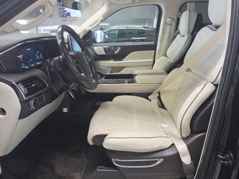 Used 2019 Lincoln Navigator L Black Label w/ Cargo Package AWD/4WD image 5