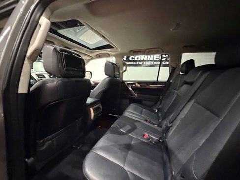Used 2014 Lexus GX 460 w/ Premium Package AWD/4WD image 26