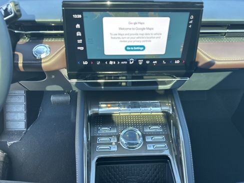 New 2026 Lincoln Nautilus Black Label w/ Jet Appearance Package image 21