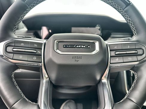 New 2026 GMC Acadia Denali Ultimate AWD/4WD image 33