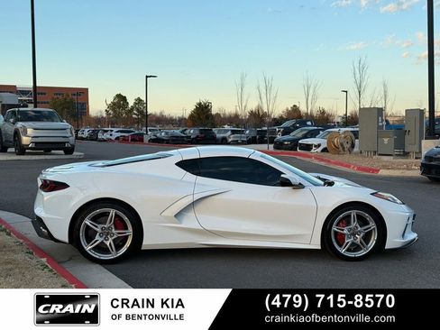 Used 2025 Chevrolet Corvette Stingray Preferred Cpe w/ 2LT image 8