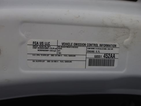 Used 2022 RAM 1500 Laramie AWD/4WD image 21