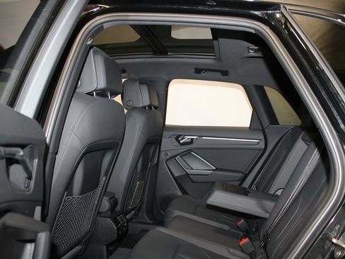 Used 2022 Audi Q3 2.0T Premium Plus image 9