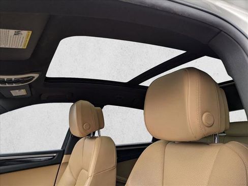 Used 2018 Porsche Macan image 15